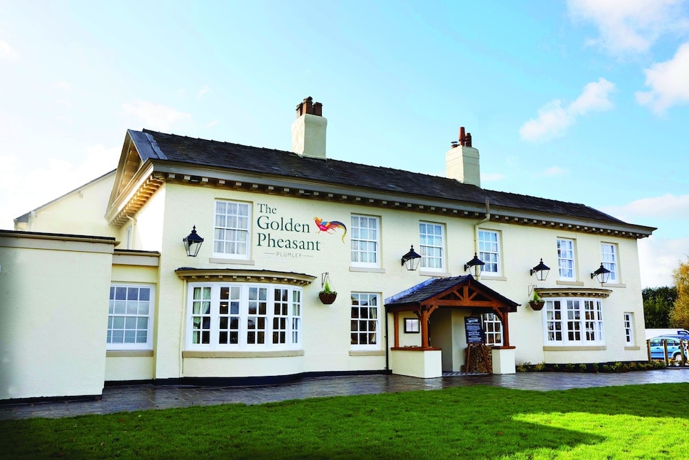 Knutsford - The Golden Pheasant