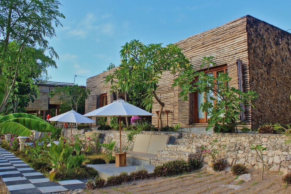 Nusa Penida - Kabeh Jati Garden Villa & Restaurant