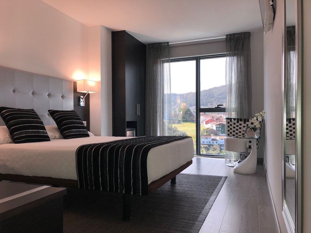 Noya - Hotel Noia
