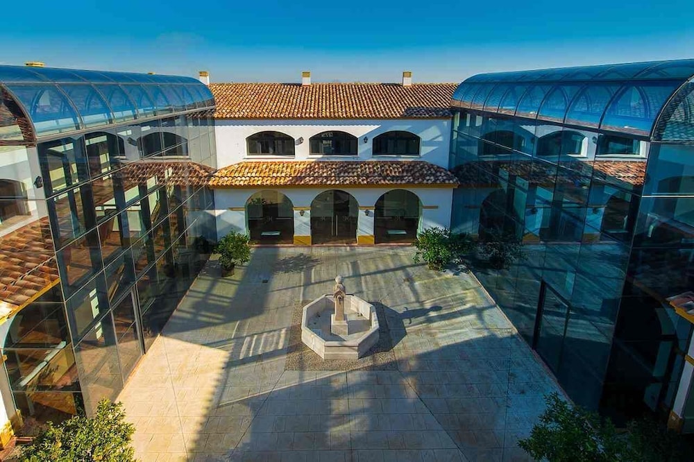 Villanueva de la Serena - Hospedium Hotel Cortijo Santa Cruz