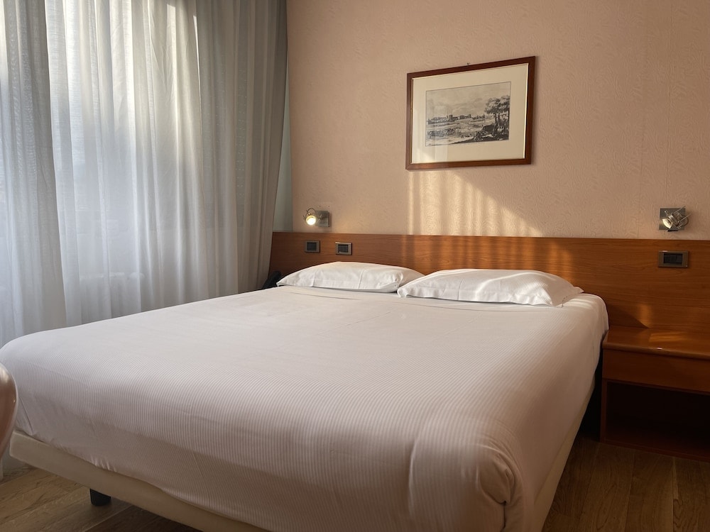 Varese - Crystal Hotel Varese