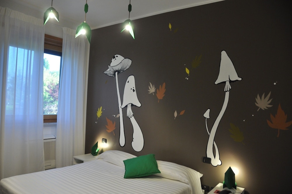 Poirino - Lo Scoiattolo Piedmont Bike Hotel