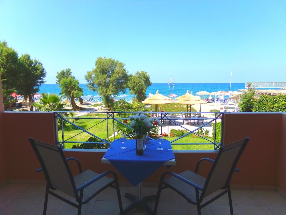 Göteborg - Platanias (Crete) - Katerina Seaside Studios