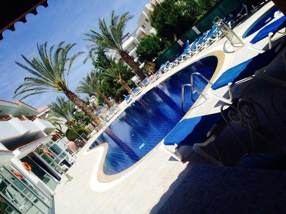 Göteborg - Limassol - M. Moniatis Hotel
