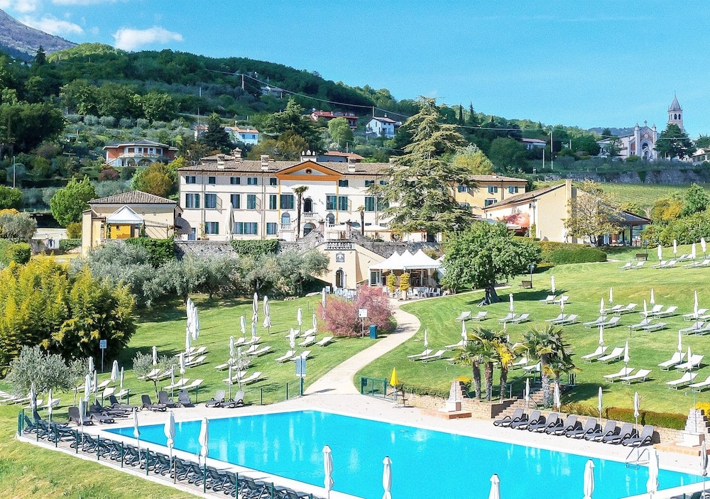 Costermano - Hotel Villa Cariola
