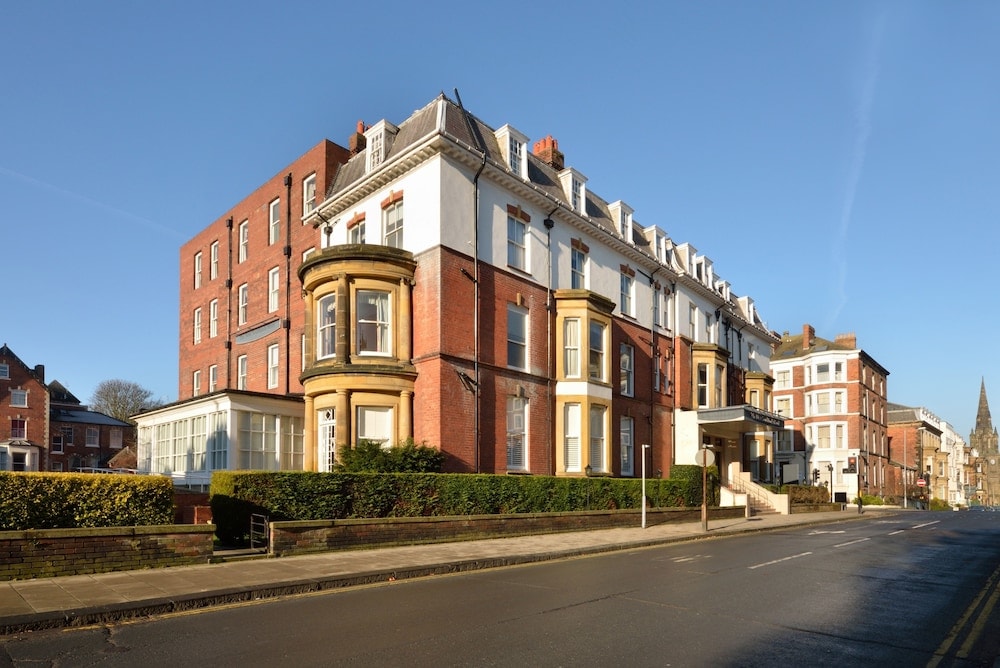 Scarborough - The Caledonian New Southlands Hotel