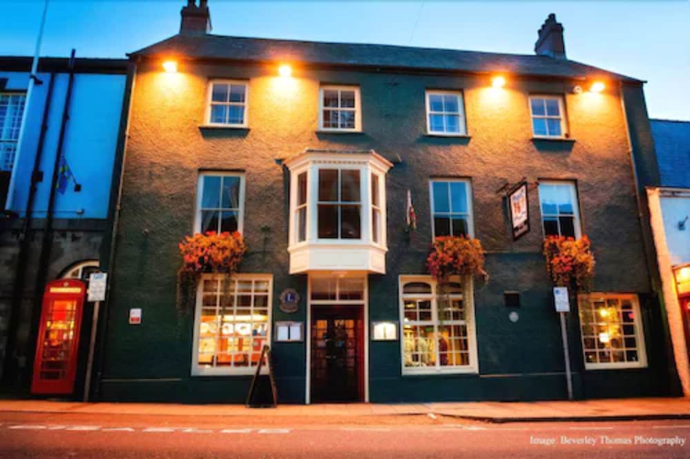 Milford Haven - Old Kings Arms Hotel
