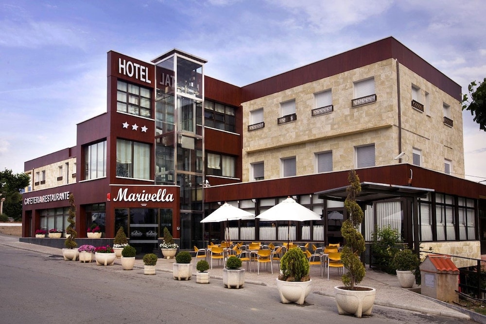 Terrer - Hotel Marivella