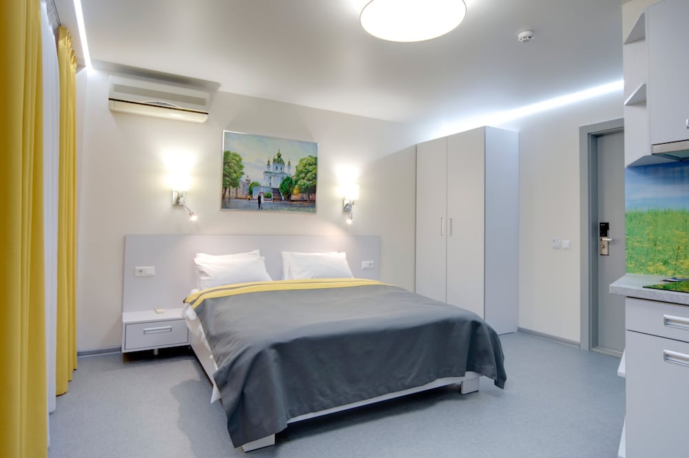 Kiev - Arena Summit Apart Hotel