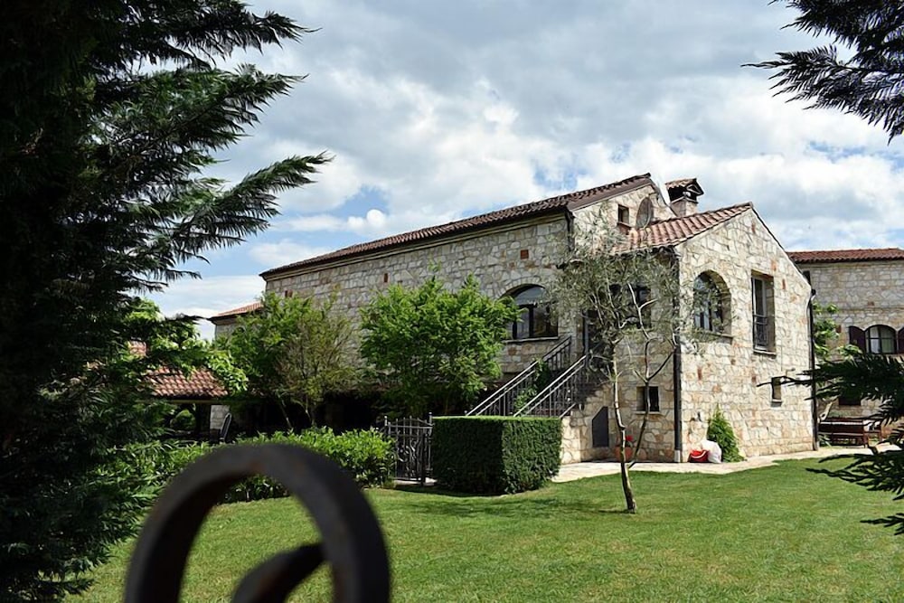 Villa Lav