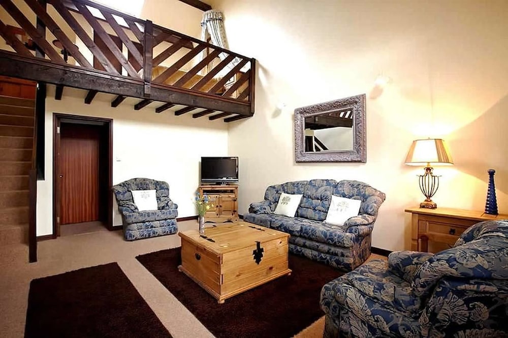 Cheddar - Miltons Country Lodge