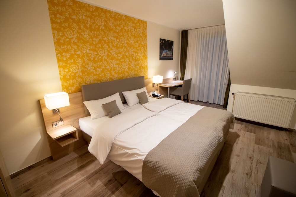Wolfsburg - UNO Hotel Am Spieker Wolfsburg Fallersleben