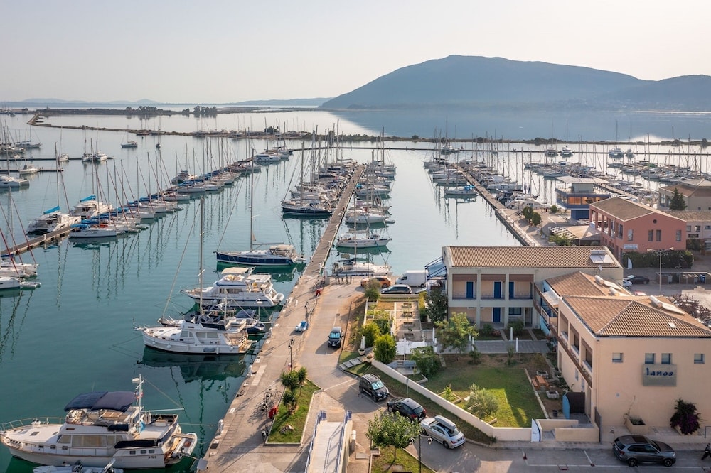 Lefkada stad - Ianos Bay
