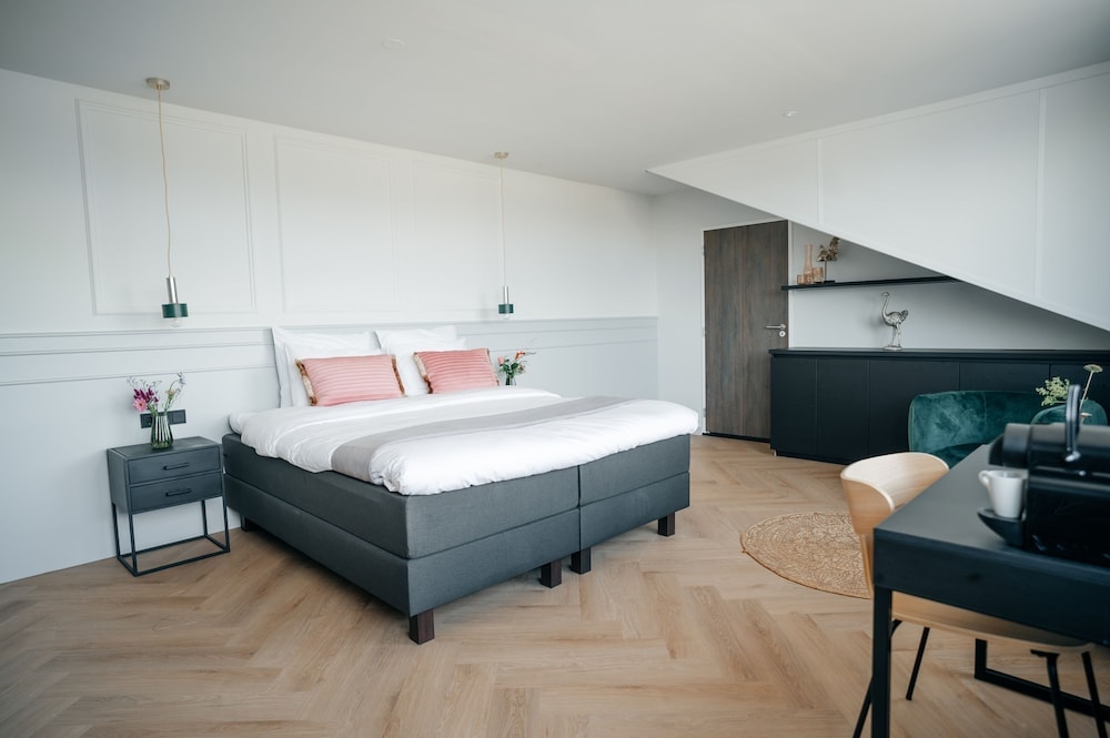 Giethoorn - MyHotel Steenwijk - Giethoorn