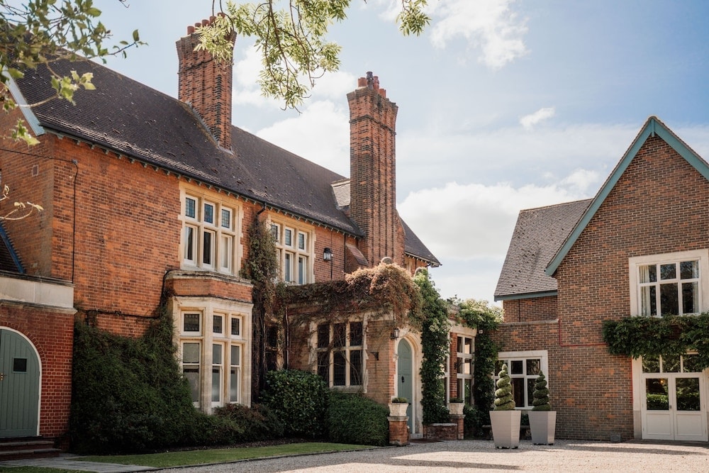 Pleshey - Pontlands Park Hotel