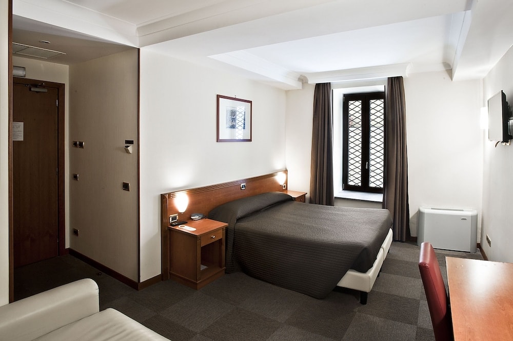Göteborg - Rom - Romoli Hotel