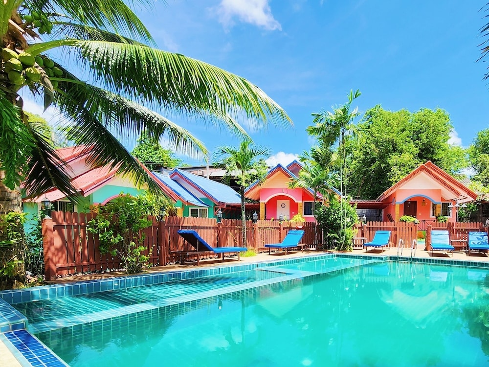 Göteborg - Patong Beach - Phaithong Sotel Resort
