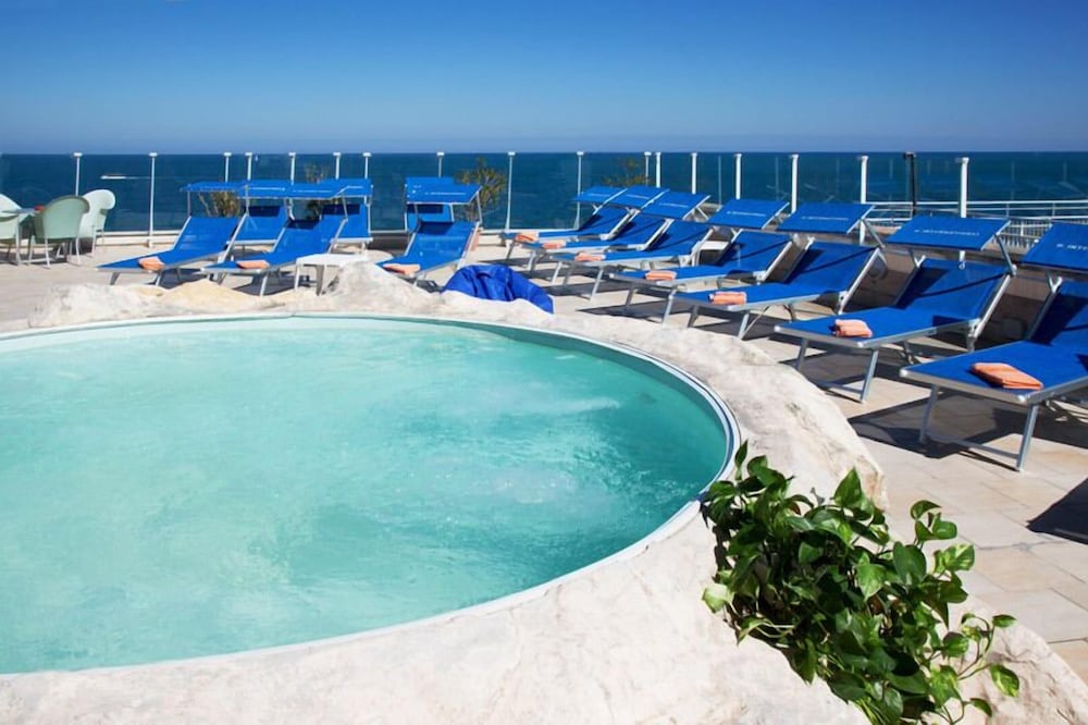 Riccione - Hotel International