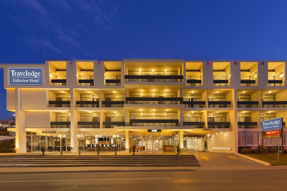 Niagara Falls - Travelodge by Wyndham Niagara Falls Fallsview