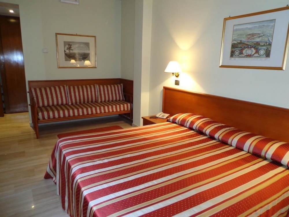 Montechiarugolo - Hotel Select