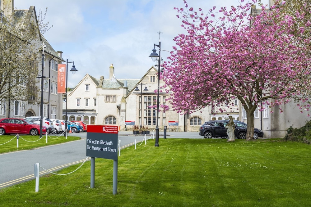 Bangor - The Management Centre