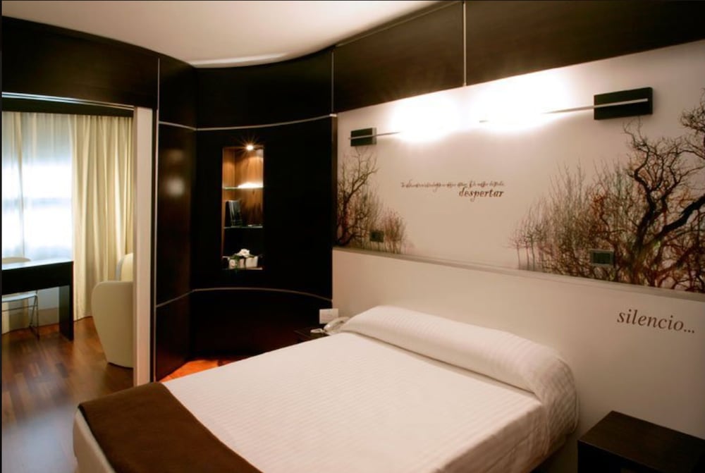Utebo - Hotel Europa