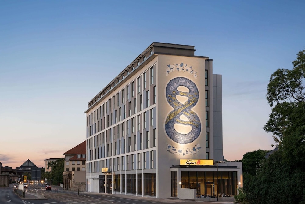 Dresden - Super 8 by Wyndham Dresden