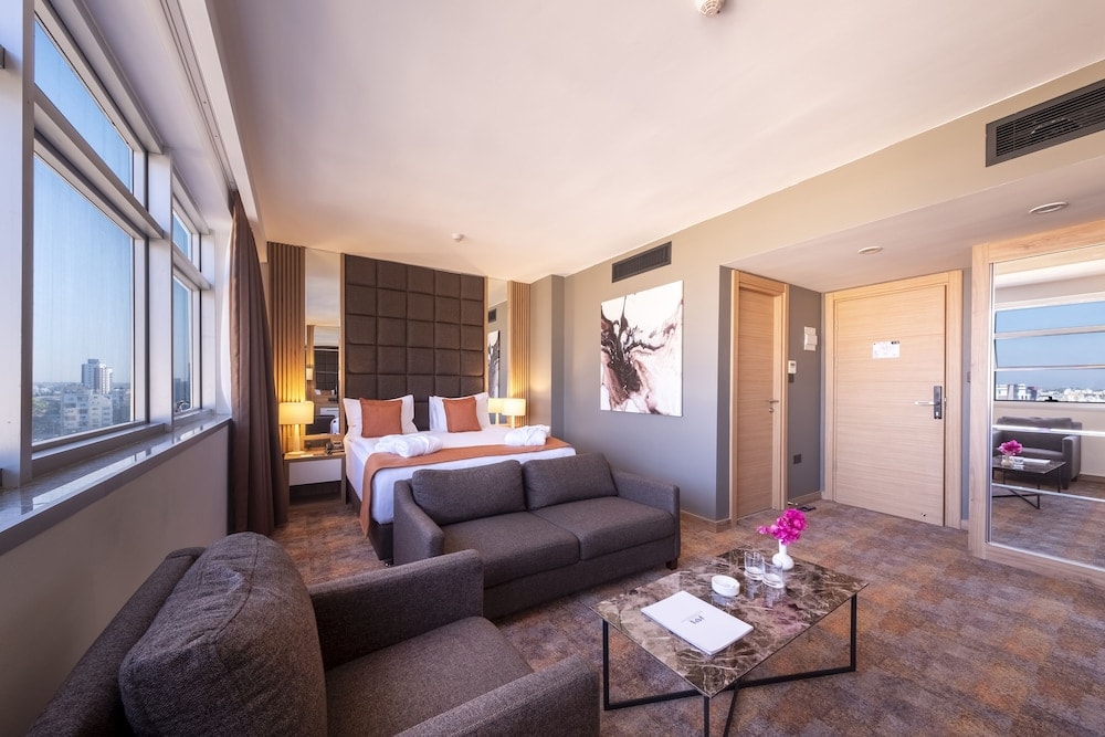 Famagusta - Grand Sapphire City Hotel