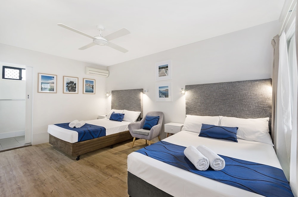Townsville - Beach House Motel