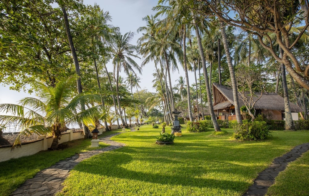 Tejakula - Alam Anda Ocean Front Resort & Spa Dive Resort