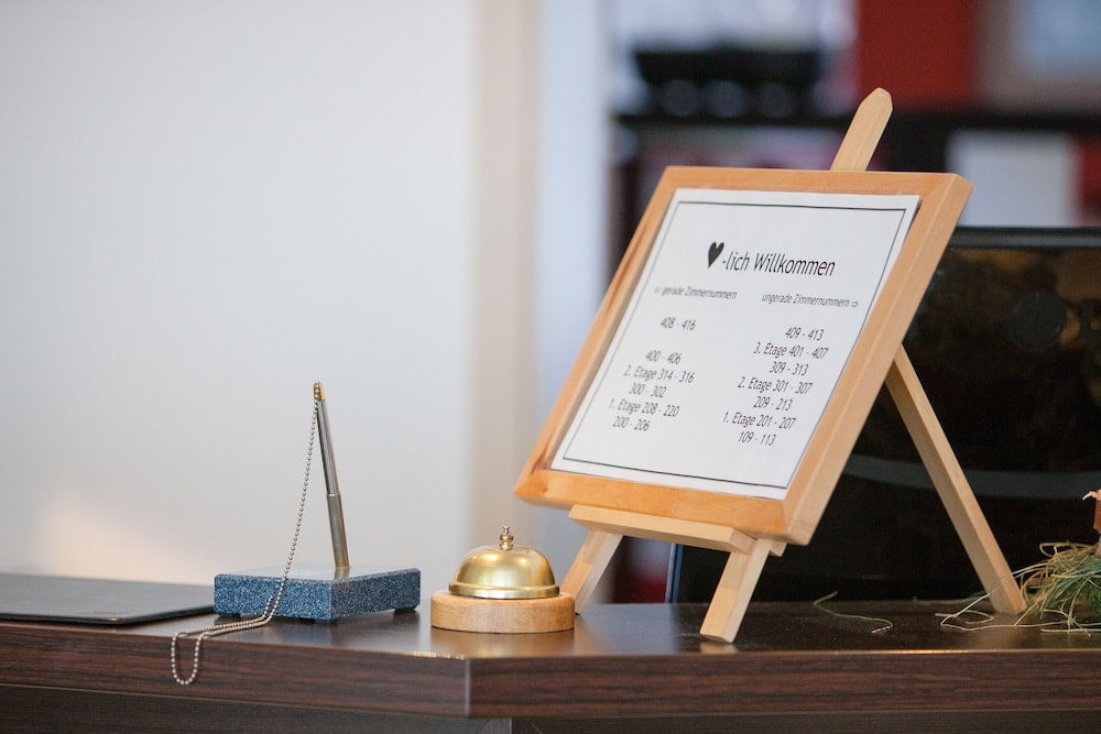 UNO Hotel Stuttgart Großbettlingen