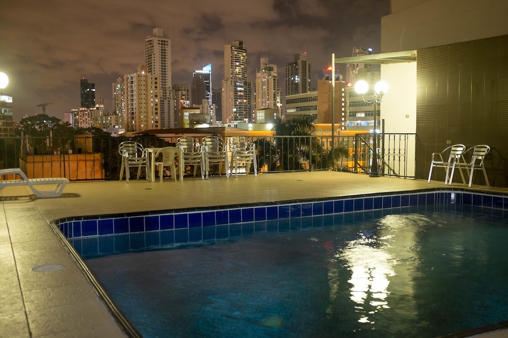 Panama City - Hotel Latino