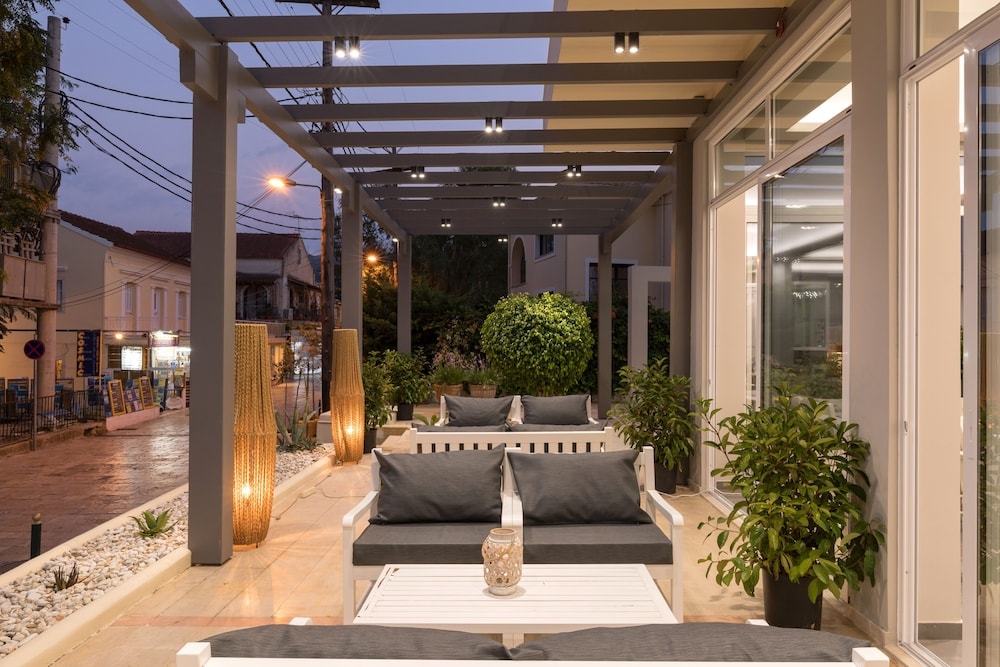 Acharavi - Melina Oasis Boutique Hotel