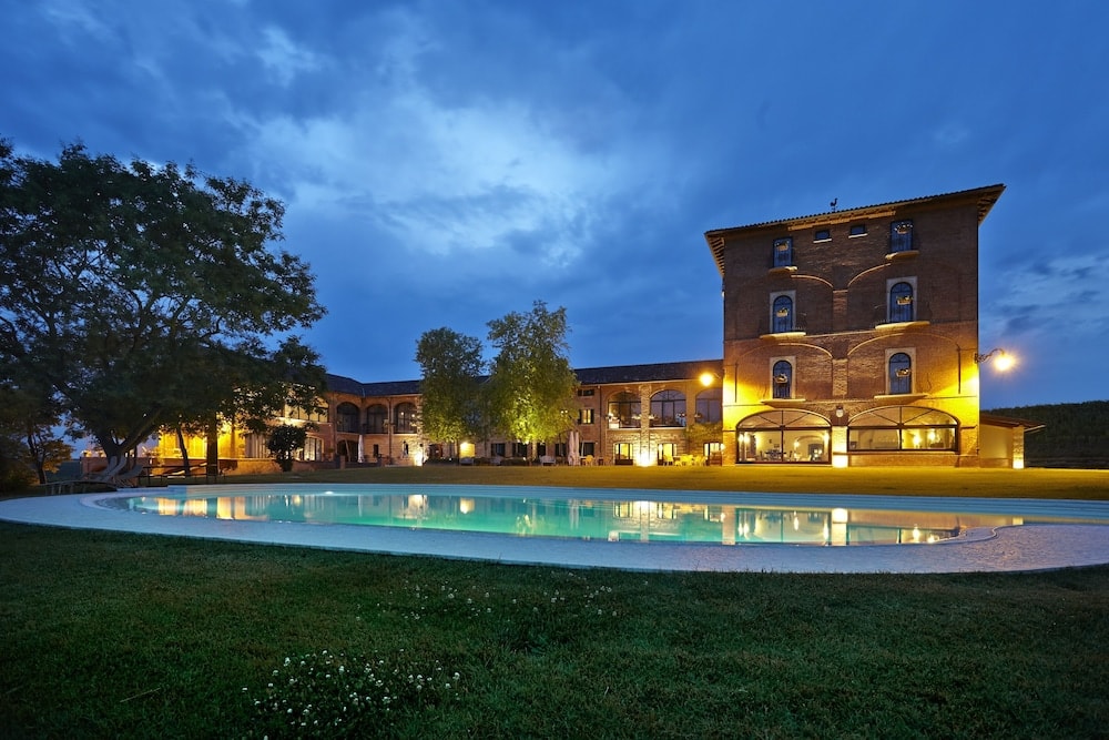 Vignale Monferrato - Tenuta Montemagno Relais & Wines