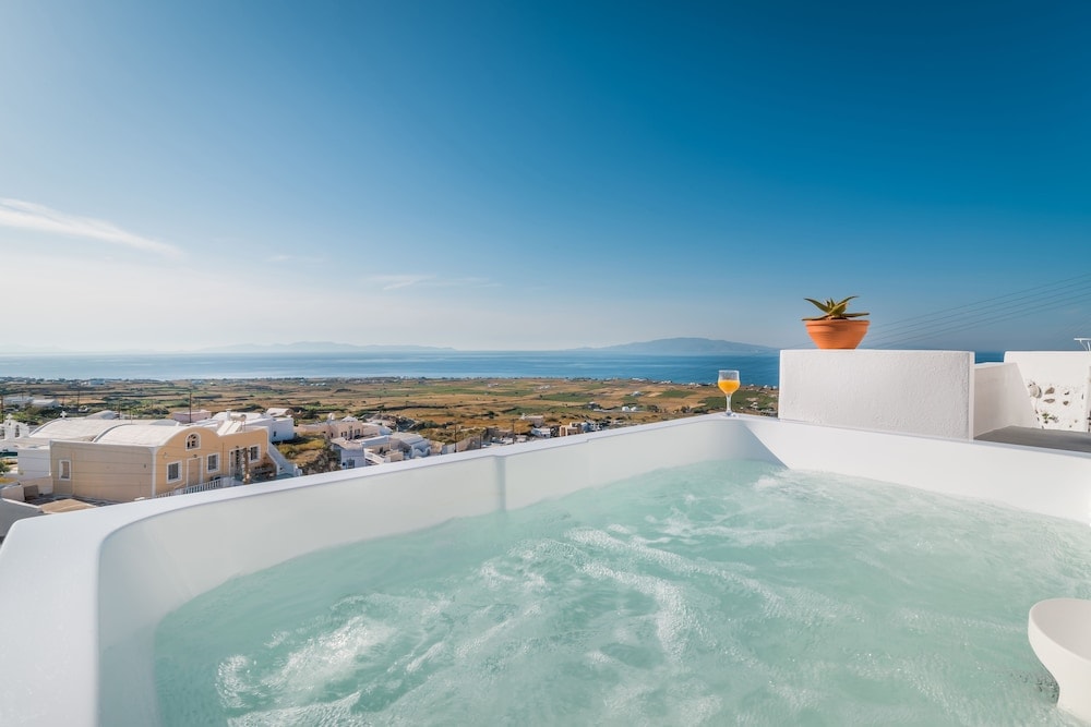 Mesaria - Fava Eco Suites