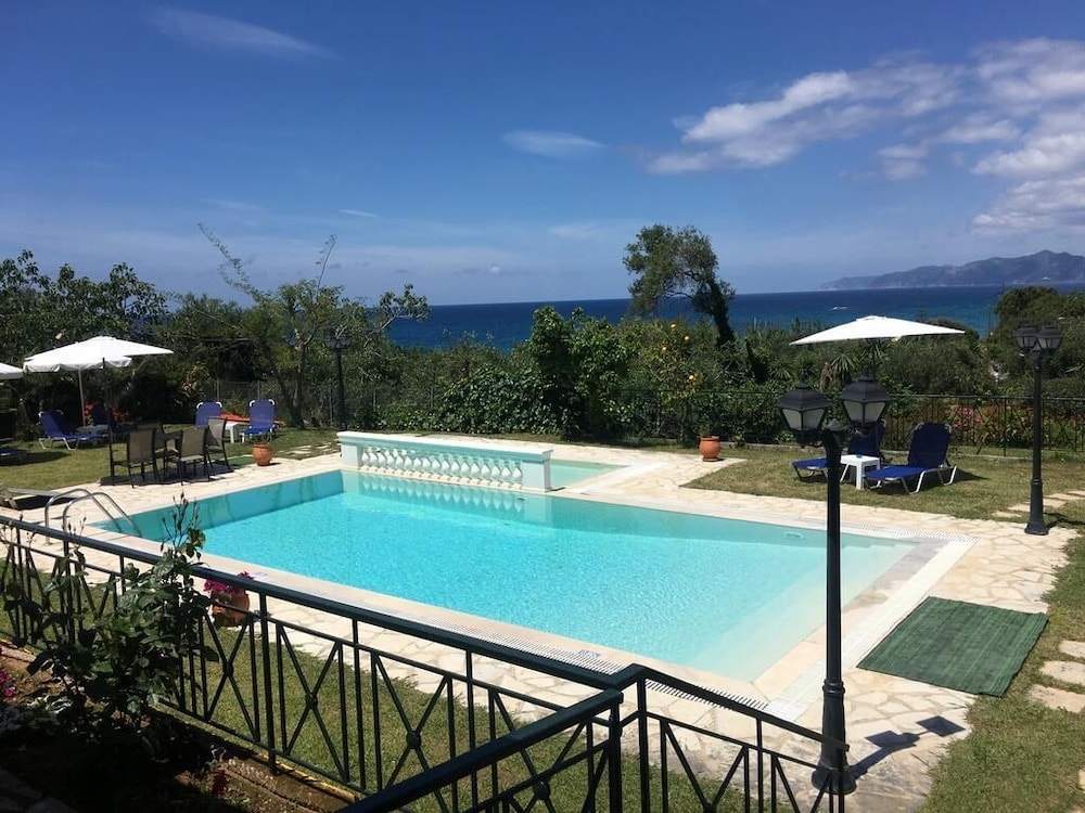 Moraitika - Pension Skala