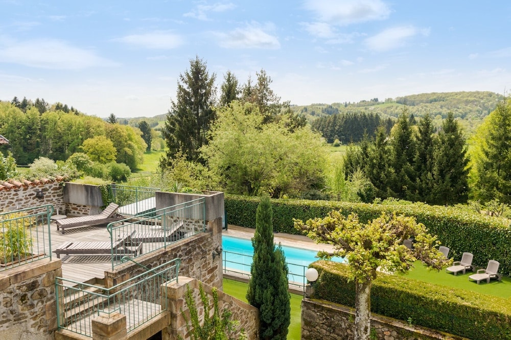 Vitrac (Auvergne) - Auberge La Tomette, The Originals Relais