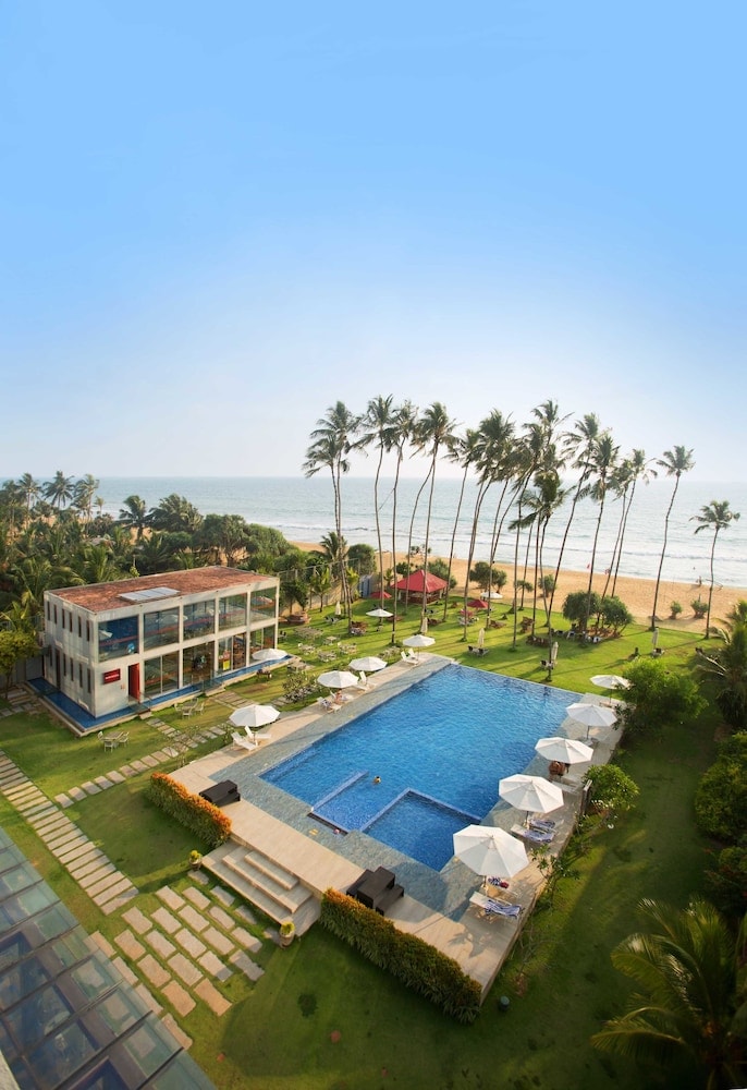 Kalutara - Club Waskaduwa Beach Resort & Spa