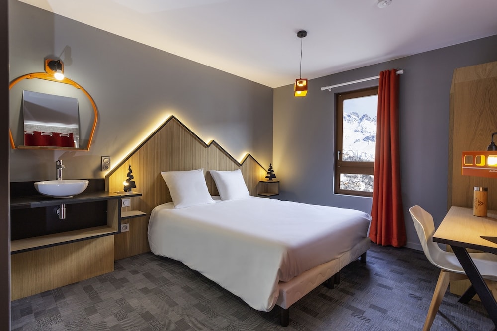 Bourg-Saint-Maurice - Hotel Base Camp Lodge - Bourg Saint Maurice