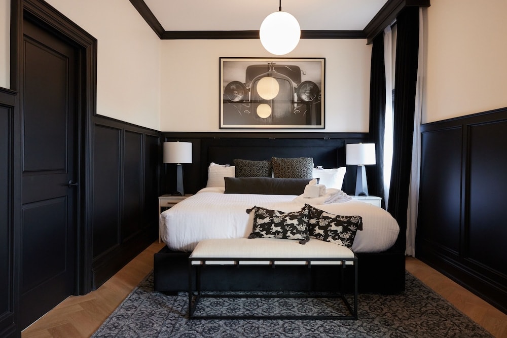 Collingwood - The Dorchester Hotel