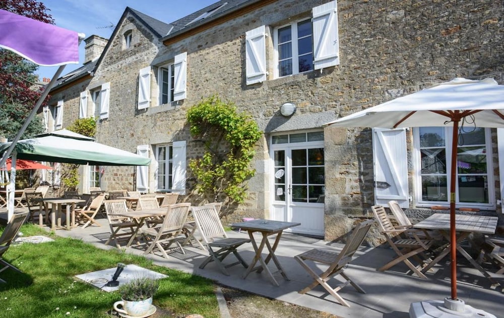 Saint-Jean-le-Thomas - Logis Auberge de Carolles