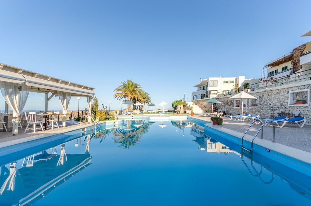 Stockholm - Agia Pelagia - Pela Mare Hotel