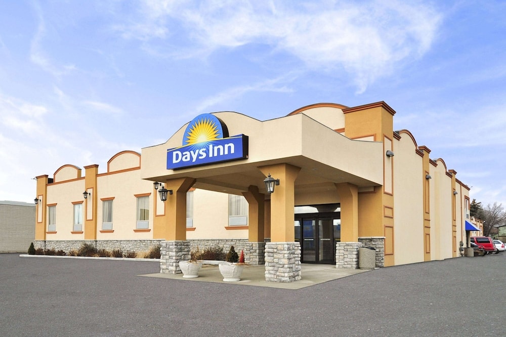 Brampton - Days Inn by Wyndham Brampton