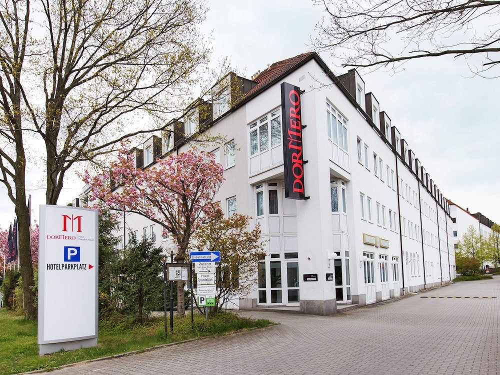 Dresden - DORMERO Hotel Dresden Airport