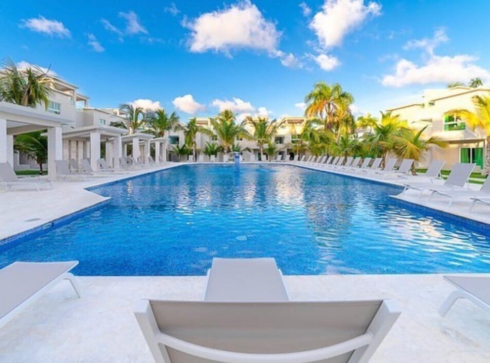 Uvero Alto - Beach Front Apartments by Playa Palmera