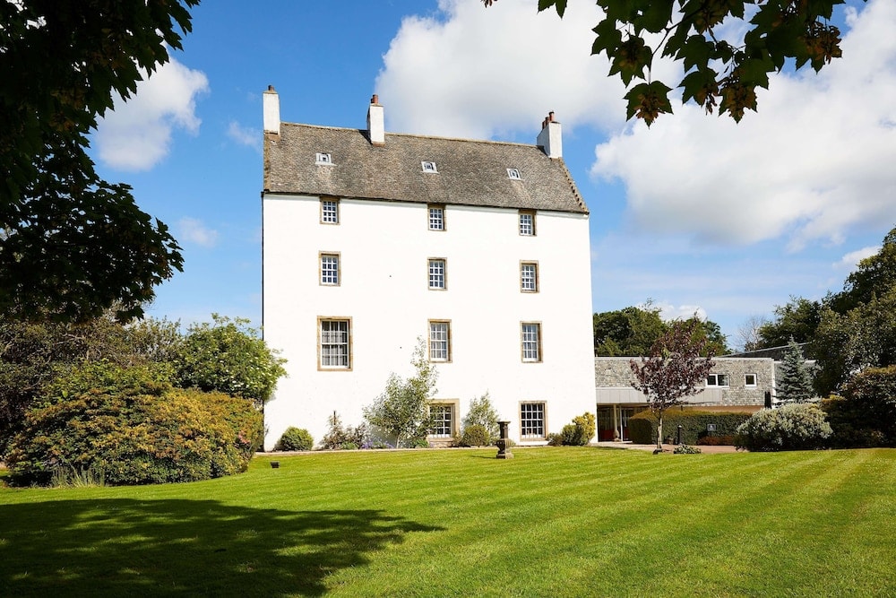 Newbridge - Macdonald Houstoun House