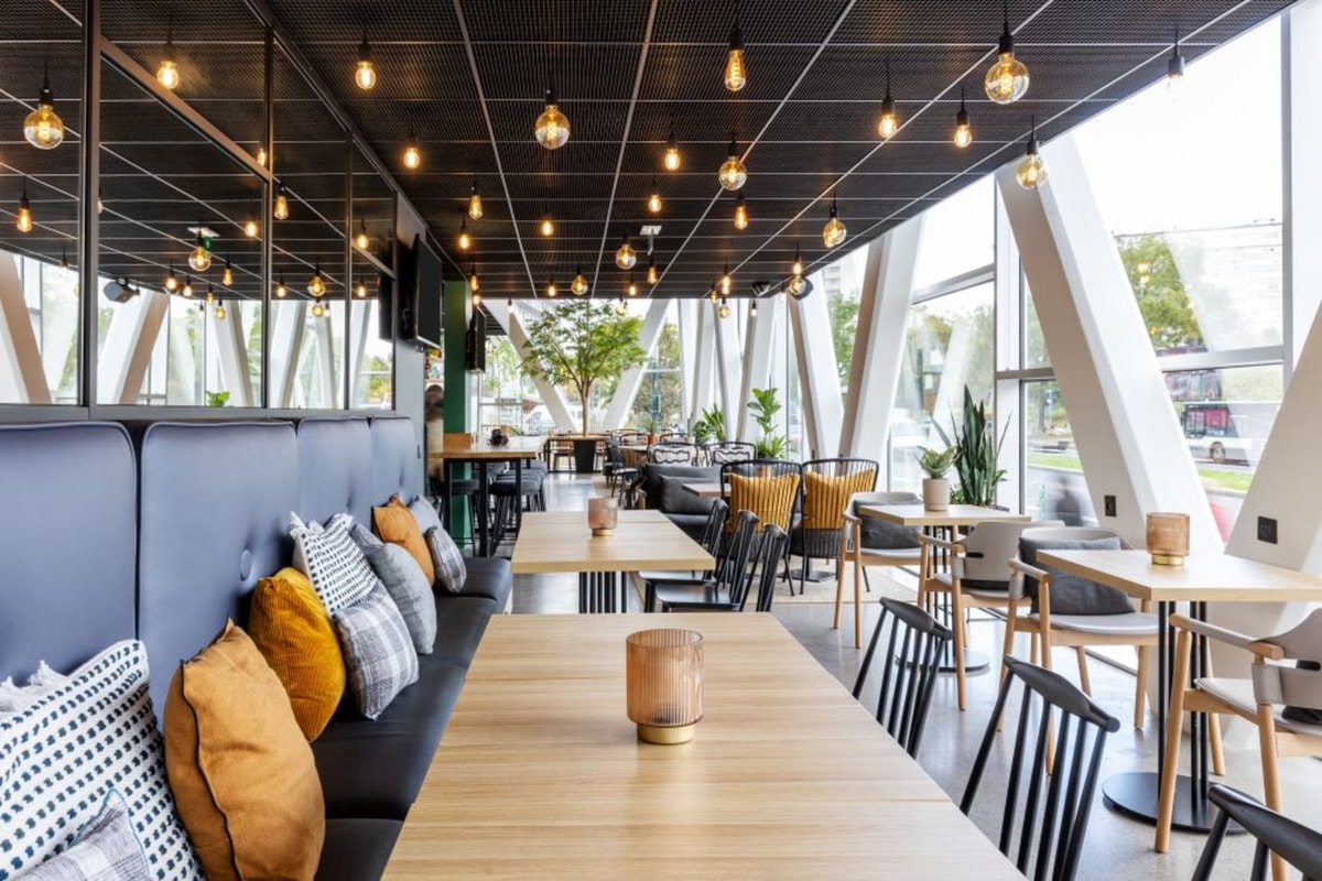Stockholm - Paris - Best Western M-Treize Paris Asnieres