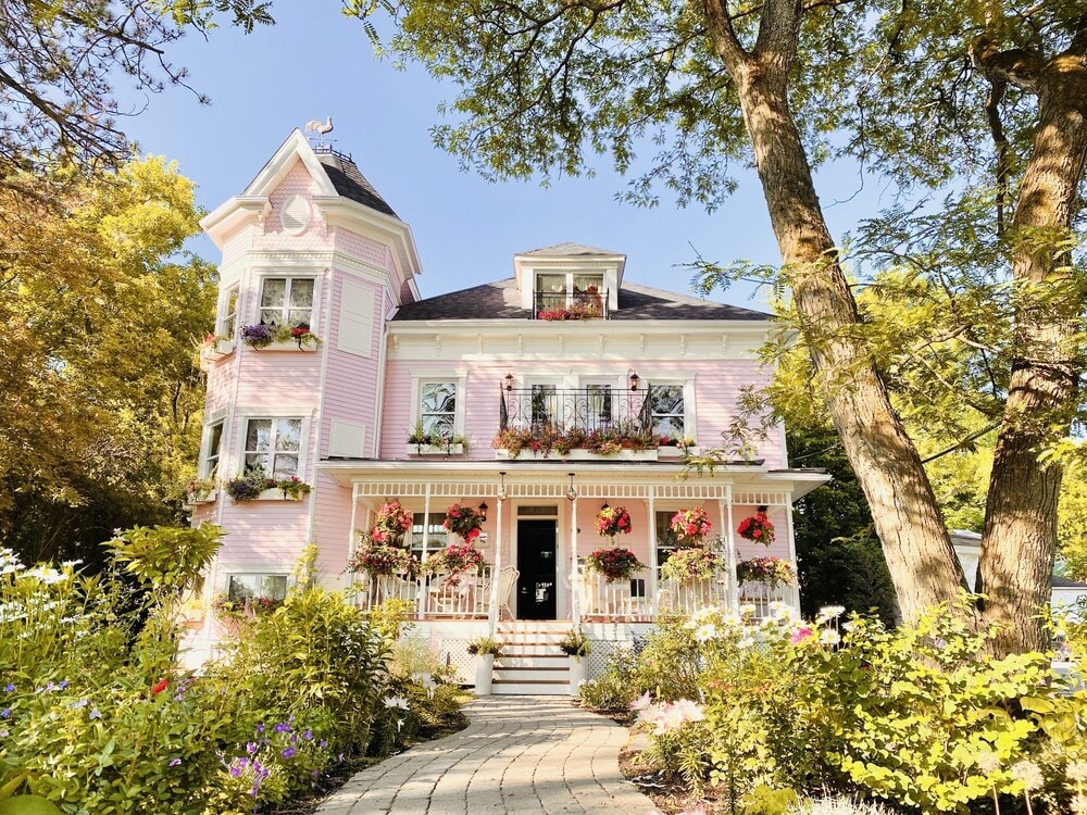 Oka - Maison Rose