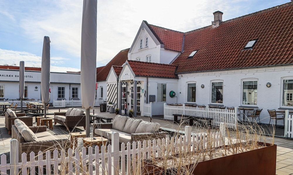 Ålbæk, Frederikshavn - Aalbæk Badehotel