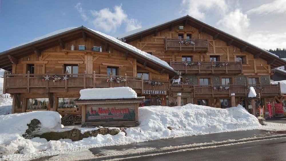 Chalet Hôtel du Mont-Charvin & Spa